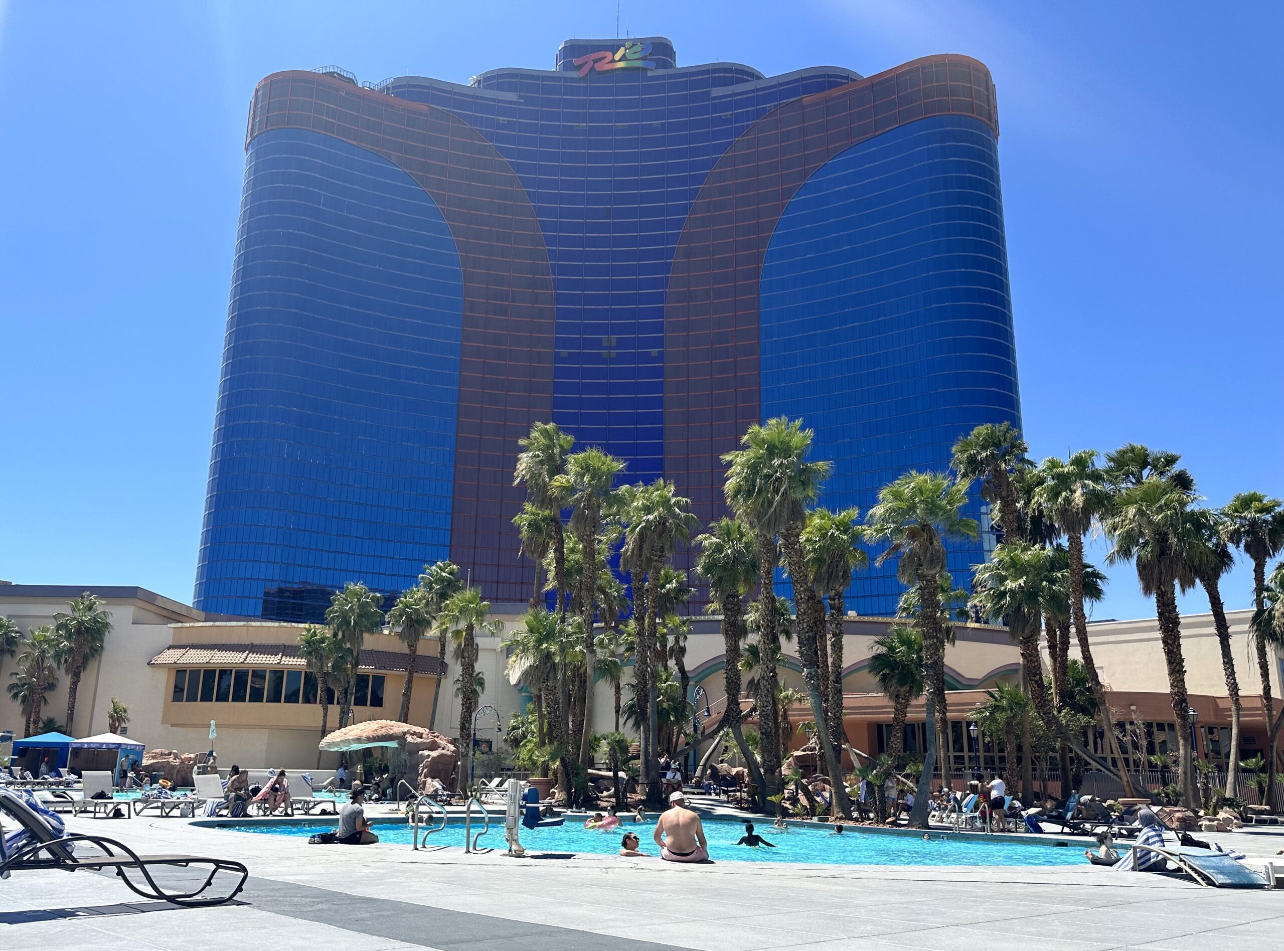 Rio Las Vegas Pools: Season, Hours, Access and More - Midlife Miles