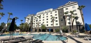 Read more about the article Embassy Suites  by Hilton Near UNLV Pool: 2023 Update