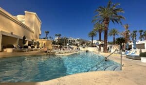Read more about the article Delano Beach Club Las Vegas Pool: Cabanas, Menus, Massages