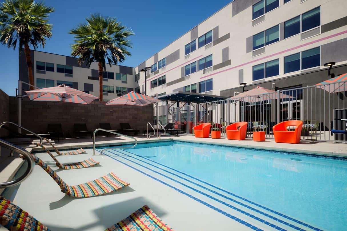 You are currently viewing Aloft Hotels by Marriott Henderson Pool: Season, Hours and More