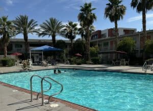Read more about the article Motel 6-Las Vegas, NV – Tropicana Pool: Season-Hours-Amenities