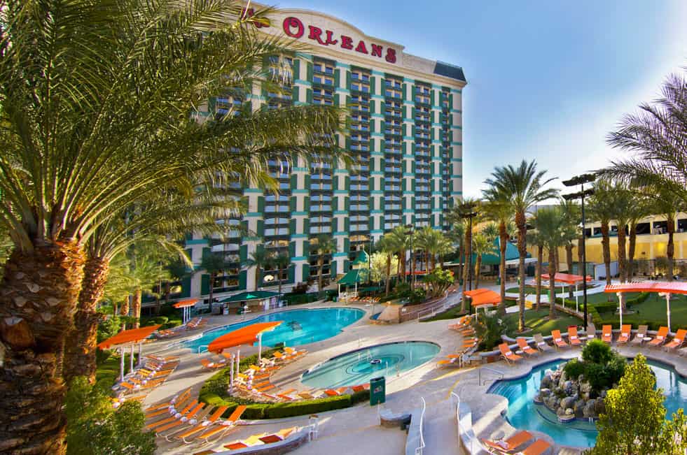 You are currently viewing The Orleans Hotel & Casino Pool: Season, Hours and More