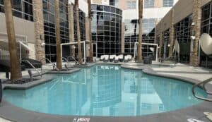 Read more about the article Renaissance Las Vegas Pool: Season-Hours-Information