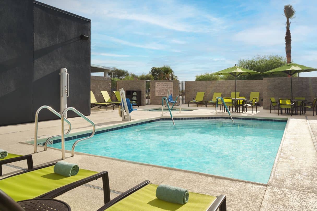 You are currently viewing Springhill Suites by Marriott Las Vegas Airport Pool: Season, Hours and More